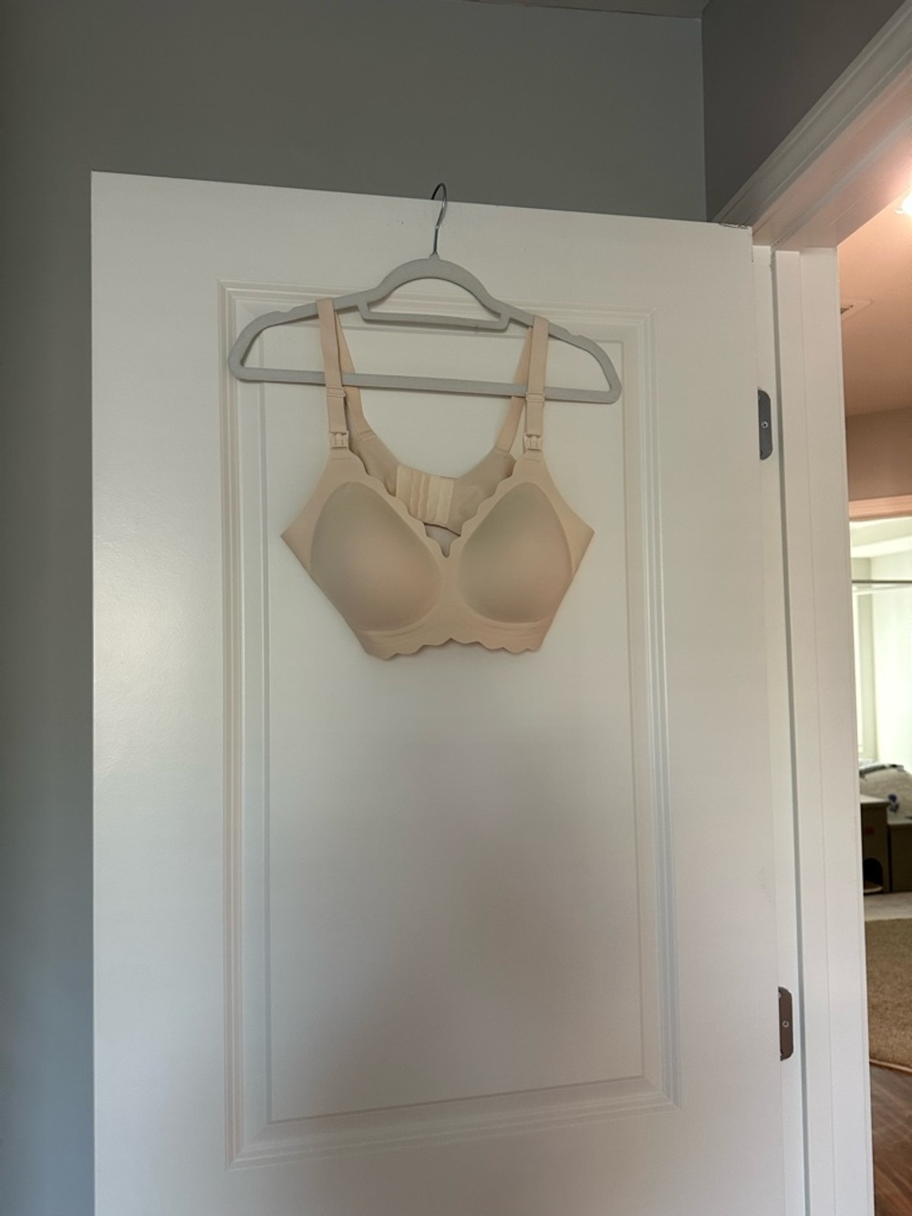 Momcozy Nursing Bra Seamless Nude Full-Coverage Comfort Bra